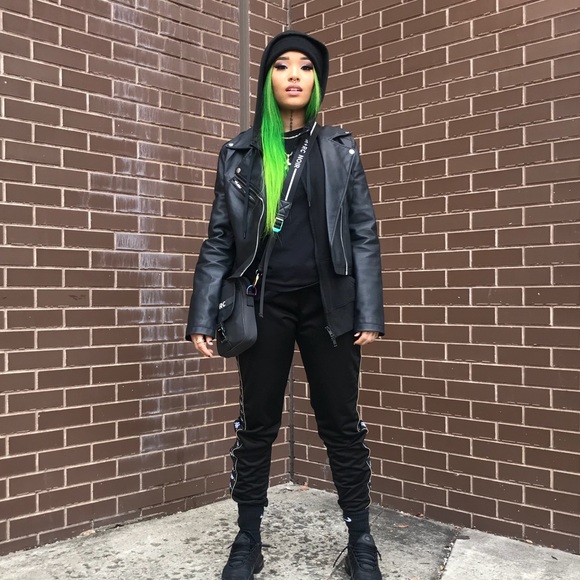 sadbadgal_